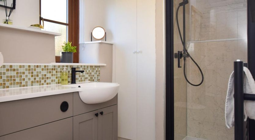 Photo of 1 Bed in Buckland Brewer