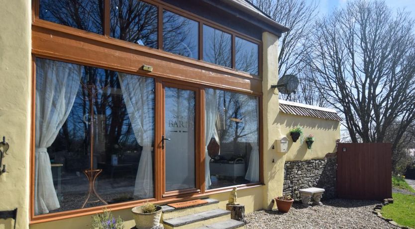 Photo of 1 Bed in Buckland Brewer