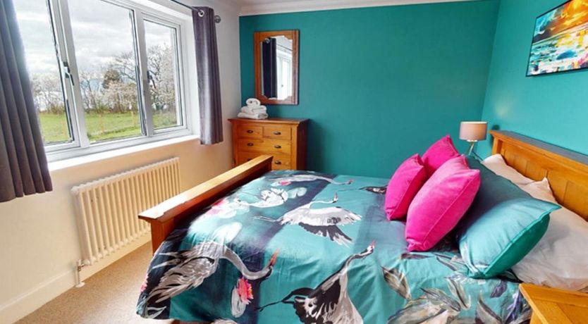 Photo of 3 Bed in Onich