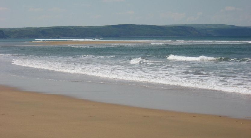 Photo of 1 Bed in Whitstone