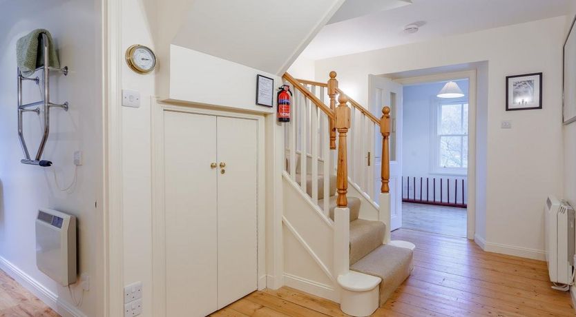 Photo of 3 Bed in Alligin