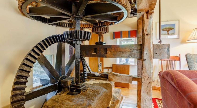 Photo of 5 Bed in Carron