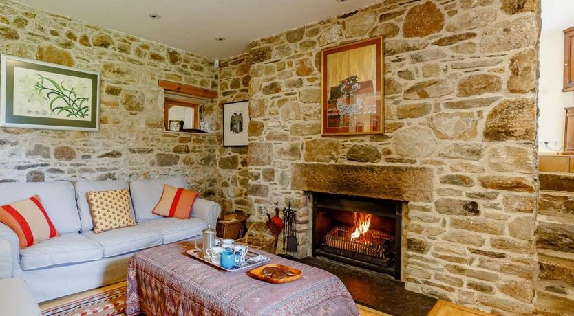 Photo of 5 Bed in Carron