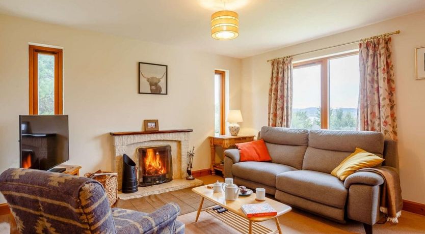 Photo of 4 Bed in Badachro