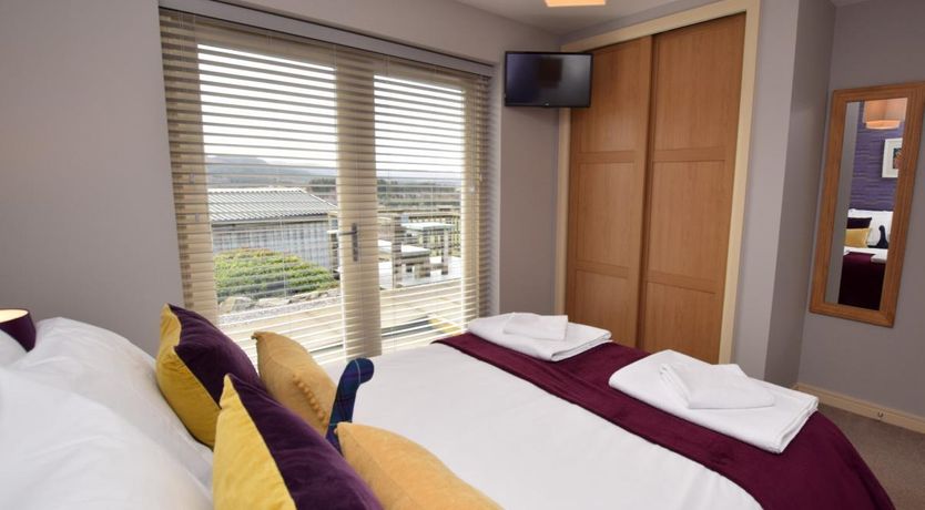 Photo of 2 Bed in Farr