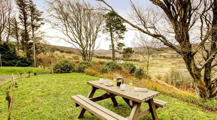 Photo of 4 Bed in Glendale