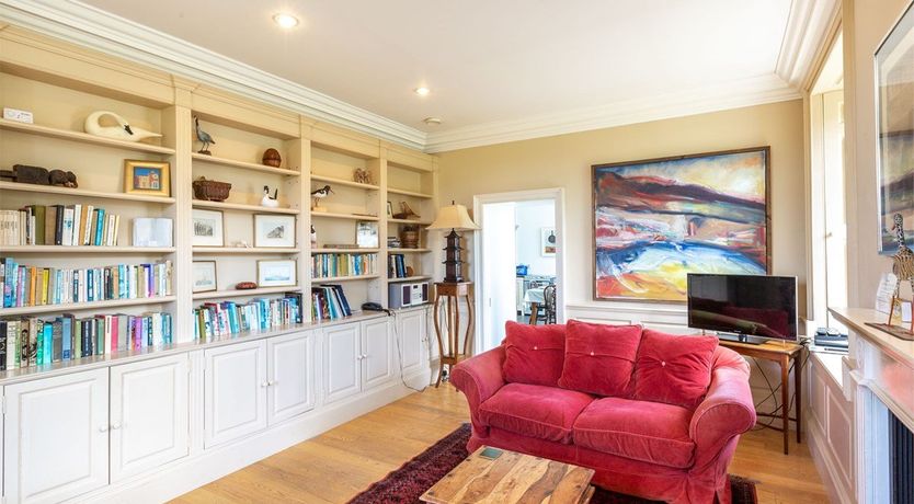 Photo of 5 Bed in Kilfinan