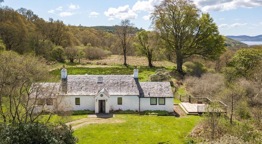Photo of 3 Bed in Tighnabruaich