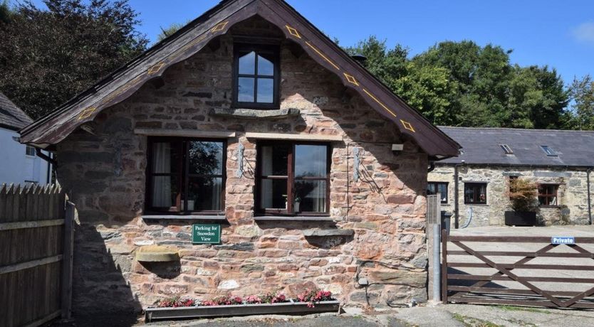 Photo of 2 Bed in Dwyran