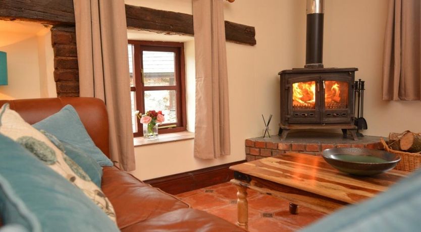 Photo of 2 Bed in Dwyran