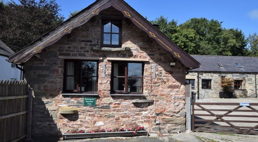 Photo of 2 Bed in Llanfairpwllgwyngyll