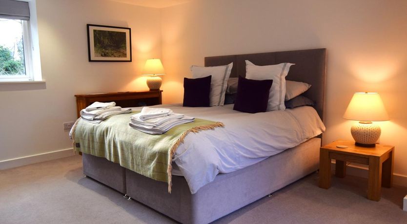 Photo of 5 Bed in Port Appin
