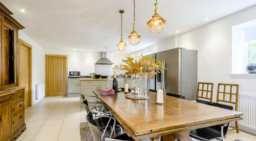 Photo of 5 Bed in Port Appin