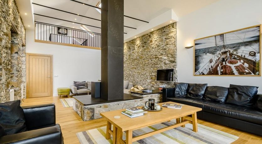 Photo of 5 Bed in Ardtur