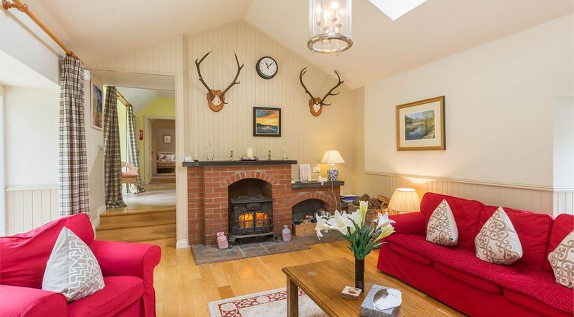 Photo of 3 Bed in Achnacarry