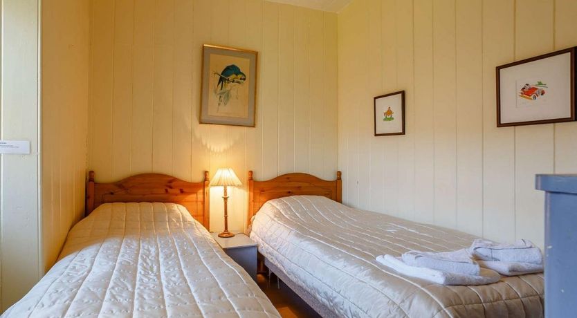 Photo of 3 Bed in Letterfearn