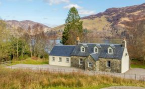 Photo of Cottage in The Highlands