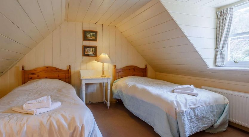 Photo of 3 Bed in Letterfearn