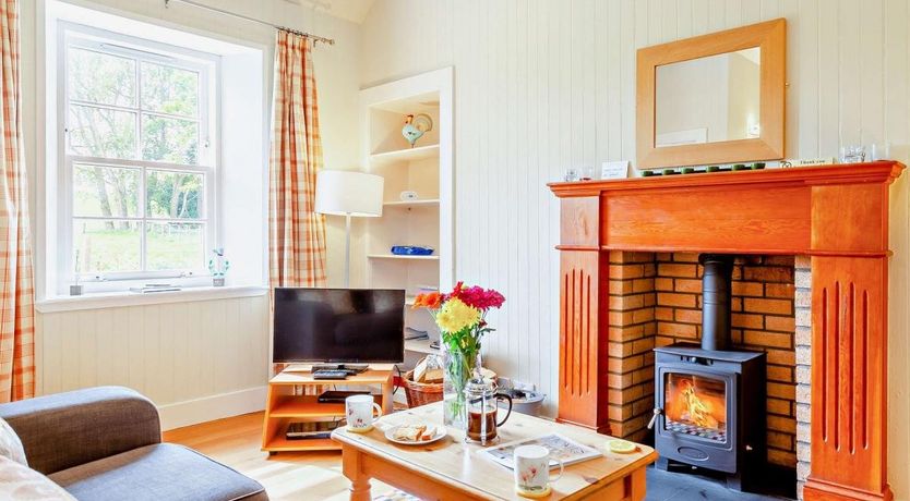 Photo of 2 Bed in Conon Bridge