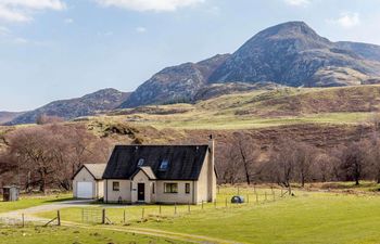 Cottage in The Highlands Holiday Cottage