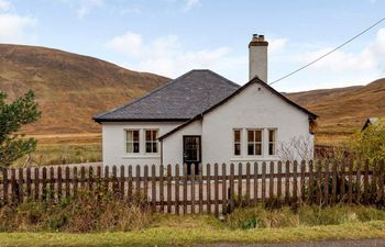 in Lairg (CA197) Holiday Cottage