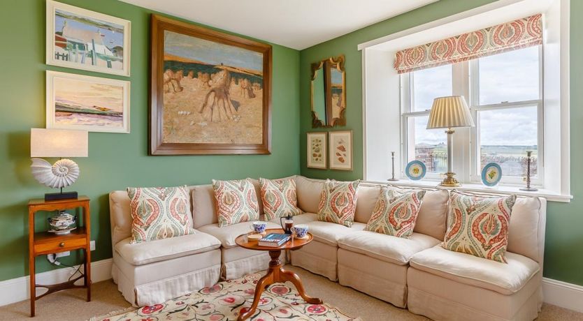 Photo of 3 Bed in Mey