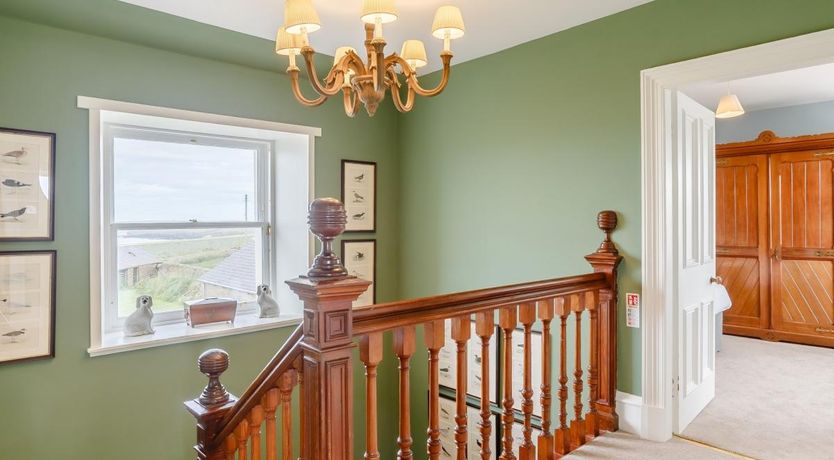 Photo of 3 Bed in Mey