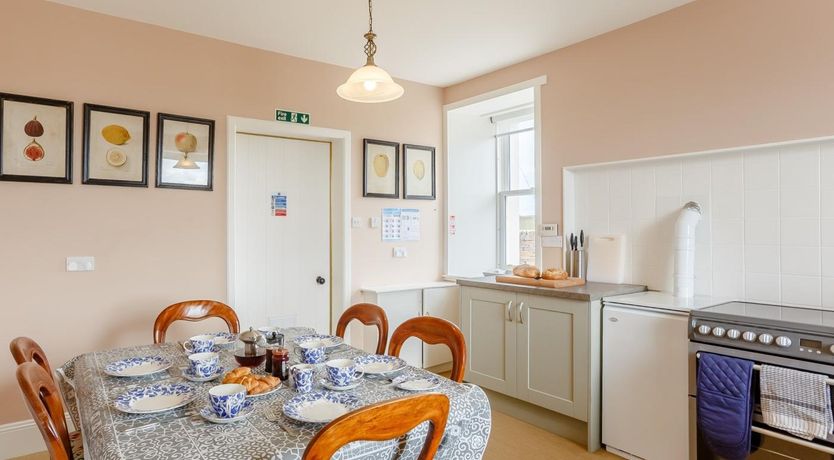 Photo of 3 Bed in Thurso