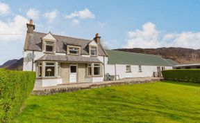 Photo of Cottage in The Highlands