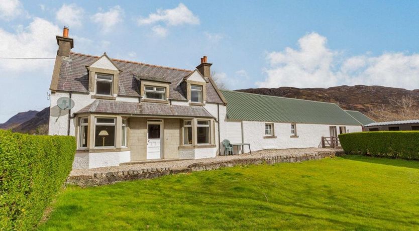 Photo of in Kinlochewe (CA179)