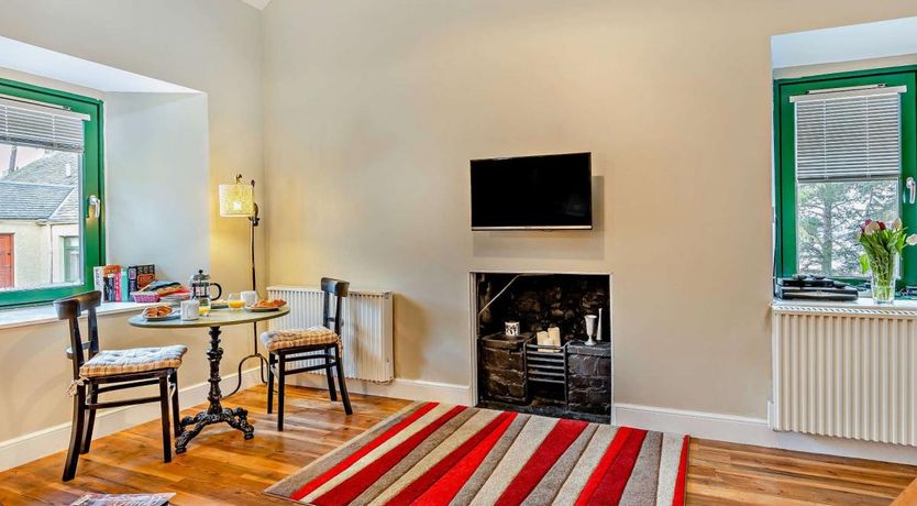 Photo of 1 Bed in Dunning