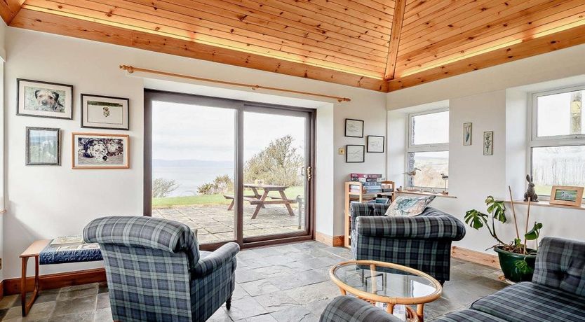 Photo of 4 Bed in Blackwaterfoot