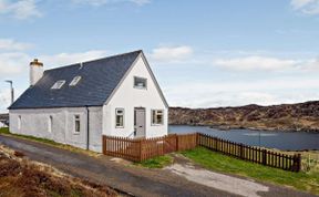 Photo of Cottage in The Highlands