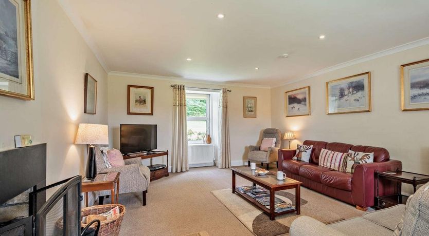 Photo of 4 Bed in Balmaclellan