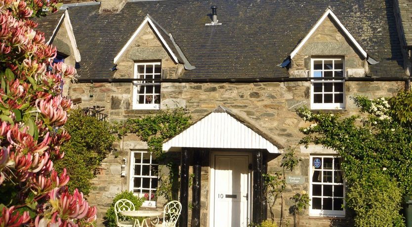 Photo of in Birnam (CA266)