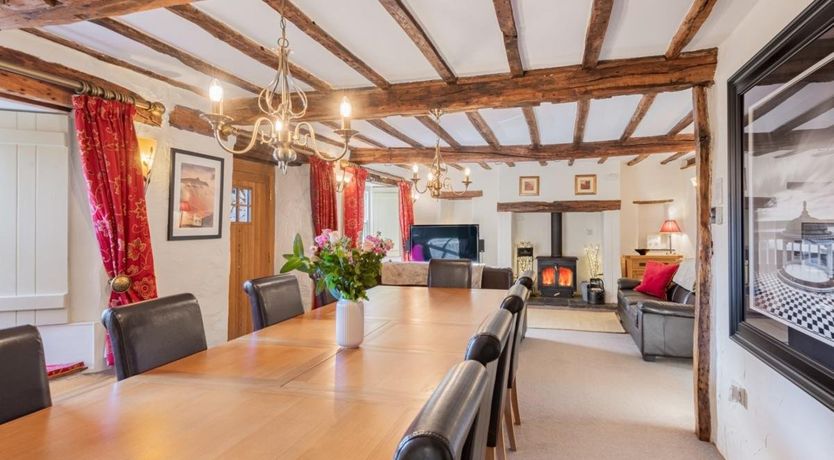 Photo of 5 Bed in Lyth