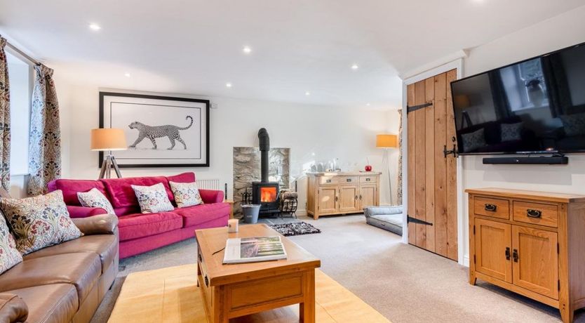 Photo of 5 Bed in Lyth