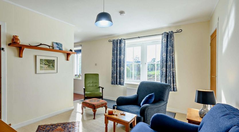 Photo of 2 Bed in Strontian