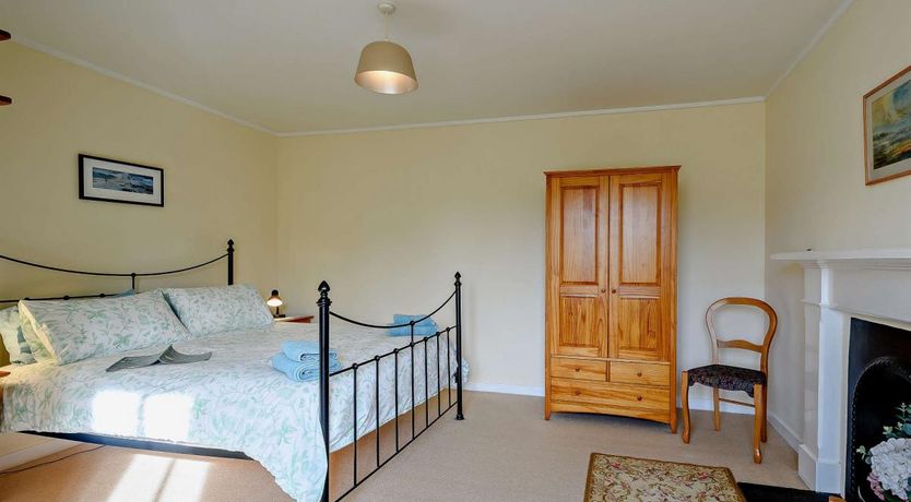 Photo of 2 Bed in Strontian