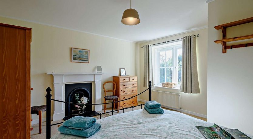 Photo of 2 Bed in Strontian