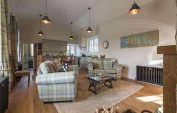 2 Bed in Muir Of Ord Holiday Cottage