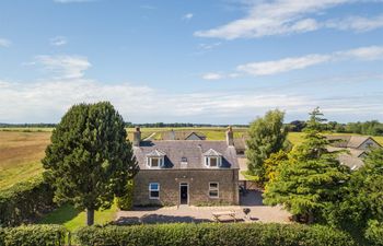 in Elgin (CA294) Holiday Cottage