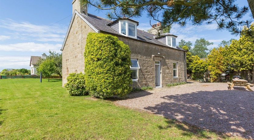 Photo of 4 Bed in Elgin