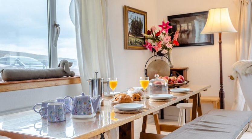 Photo of 4 Bed in Achiltibuie