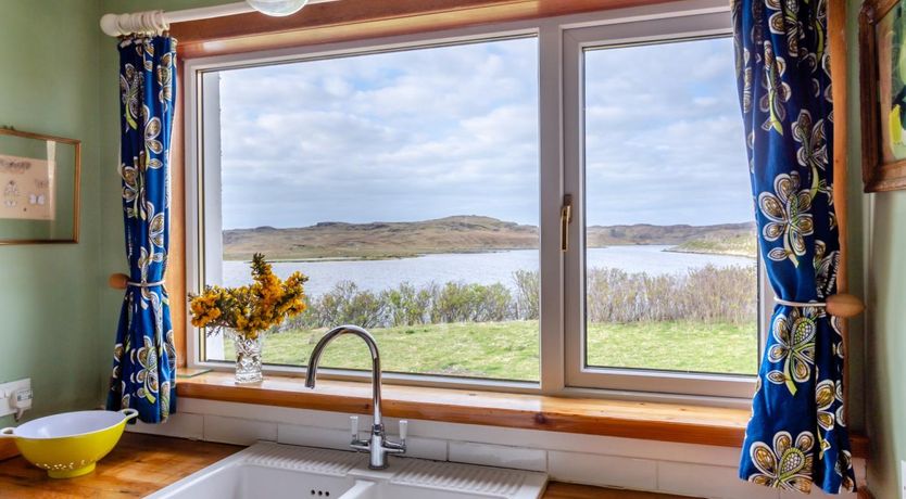 Photo of 4 Bed in Ullapool