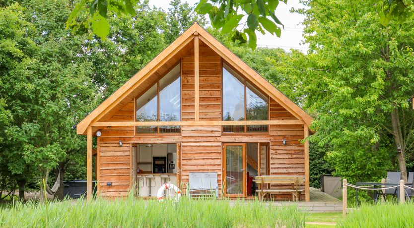 Photo of Dorado Lodge