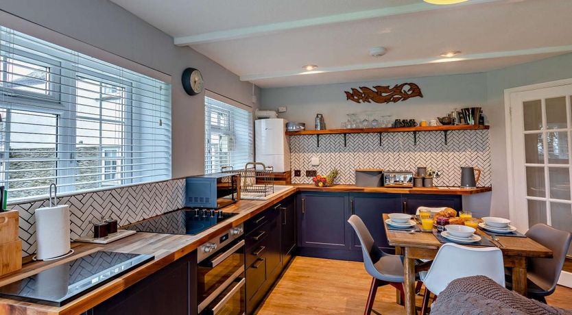 Photo of 2 Bed in West Down