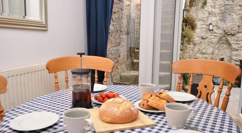 Photo of 4 Bed in Brixham