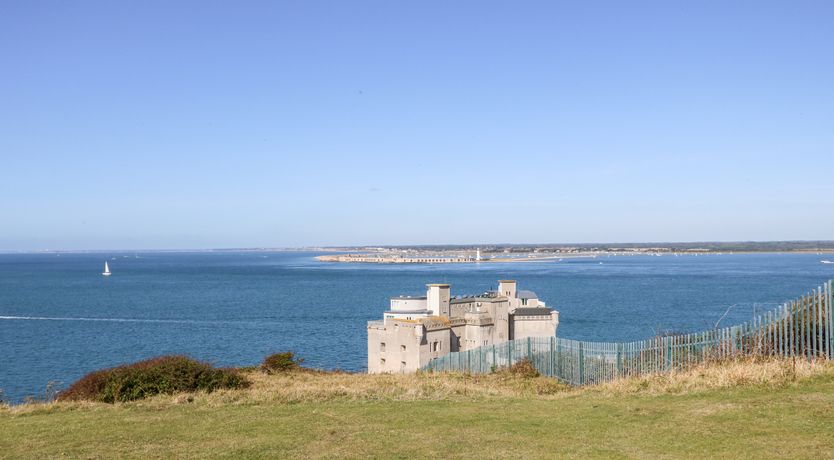 Photo of 57 Cliff End