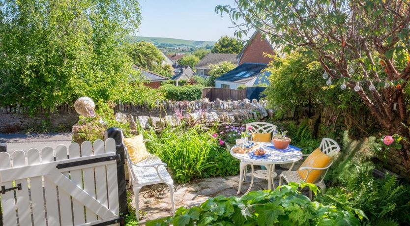 Photo of 2 Bed in Swanage